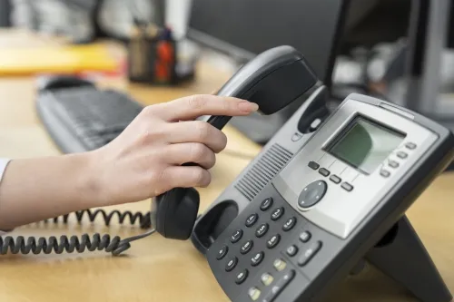 contact-bg-an-01
